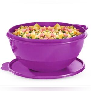 Tupperware Thatsa® Mega Bowl  7.8 L /32 Cups Purple Color